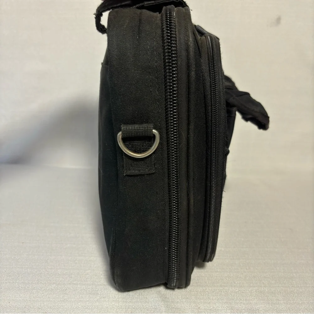 Mobile Edge Nylon ScanFastCollection Checkpoint Laptop Briefcase black 11X14